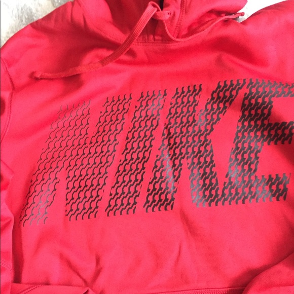 Nike therma fit red hoodie - Picture 2 of 5